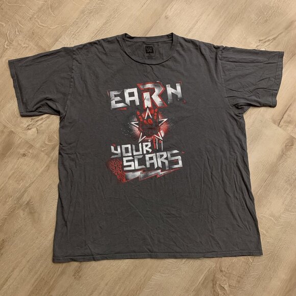 WWE Edge T-Shirt Men's XL Xtra-Large Gray Red Earn Your Scars Rated R Superstar - Picture 1 of 6
